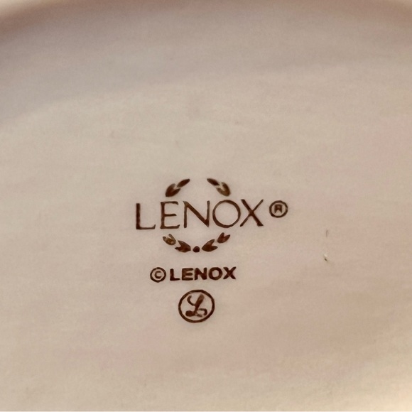 Lenox Cornucopia Mini Vases Set Of 2 Horn Of Plenty Porcelain Gold Rim 1990s 3” - Picture 9 of 9